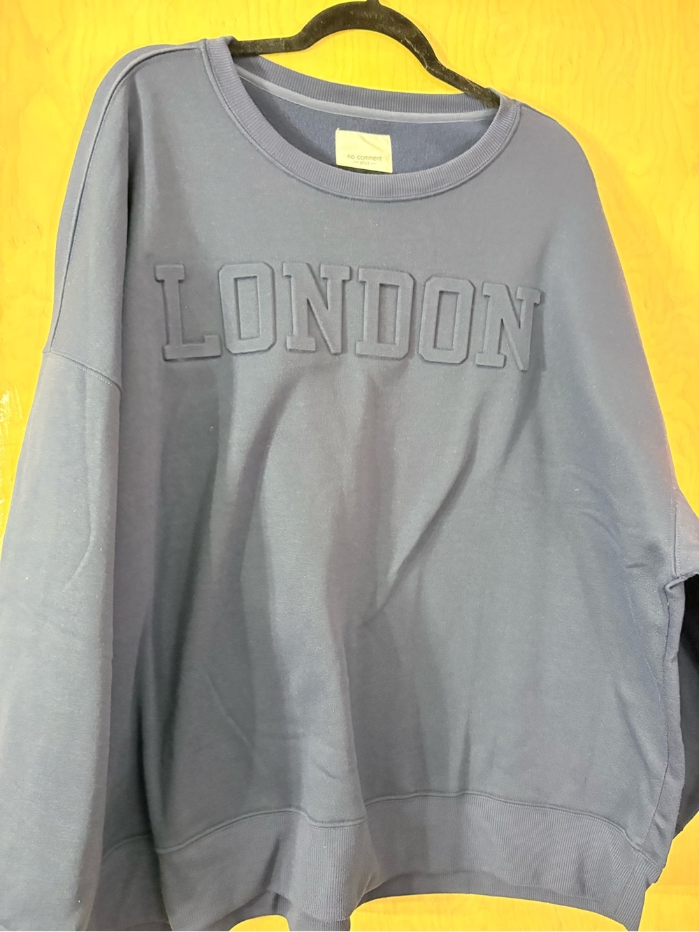 Embossed 'London' Crewneck Sweatshirt - Navy